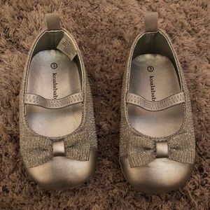 Koala Baby toddler shoes size 3 worn once!